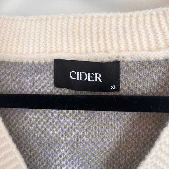 Cider Cream and Purple Floral Cardigan - Picture 3 of 3